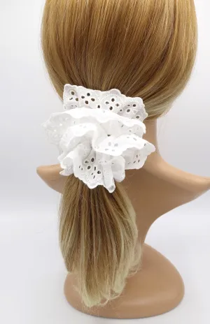 cotton eyelet basic scrunchies